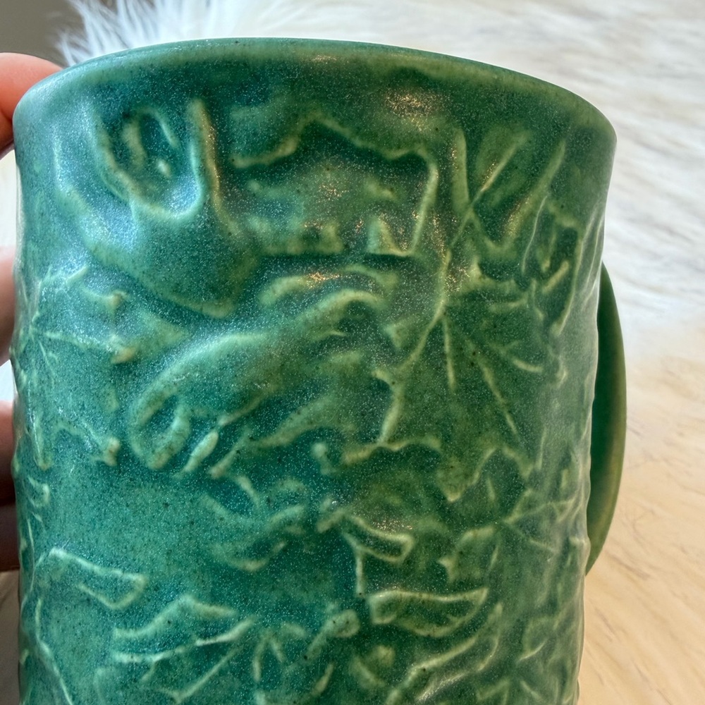 Bennington Pottery Handmade Vermont Stoneware  Hidden Moose green Mug RARE